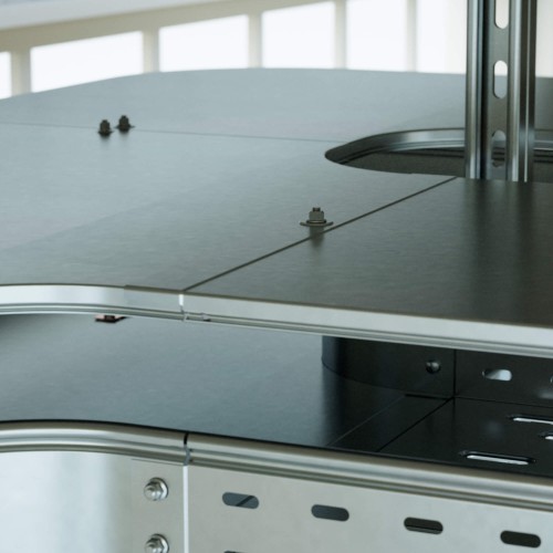 Крышка на лоток с заземлением осн.50 L3000, толщина 1,0 мм Крышка на лоток с заземлением осн.50 L3000, толщина 1,0 мм